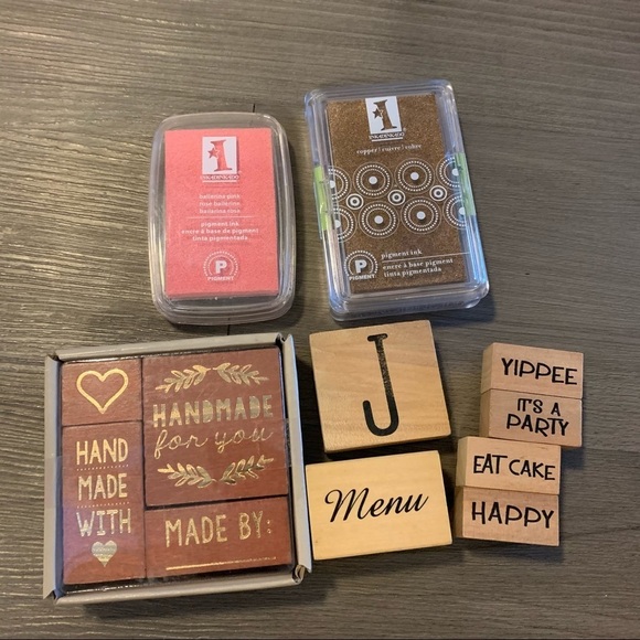 Stamp Set and Inkadinado Ink Pads - Picture 1 of 4
